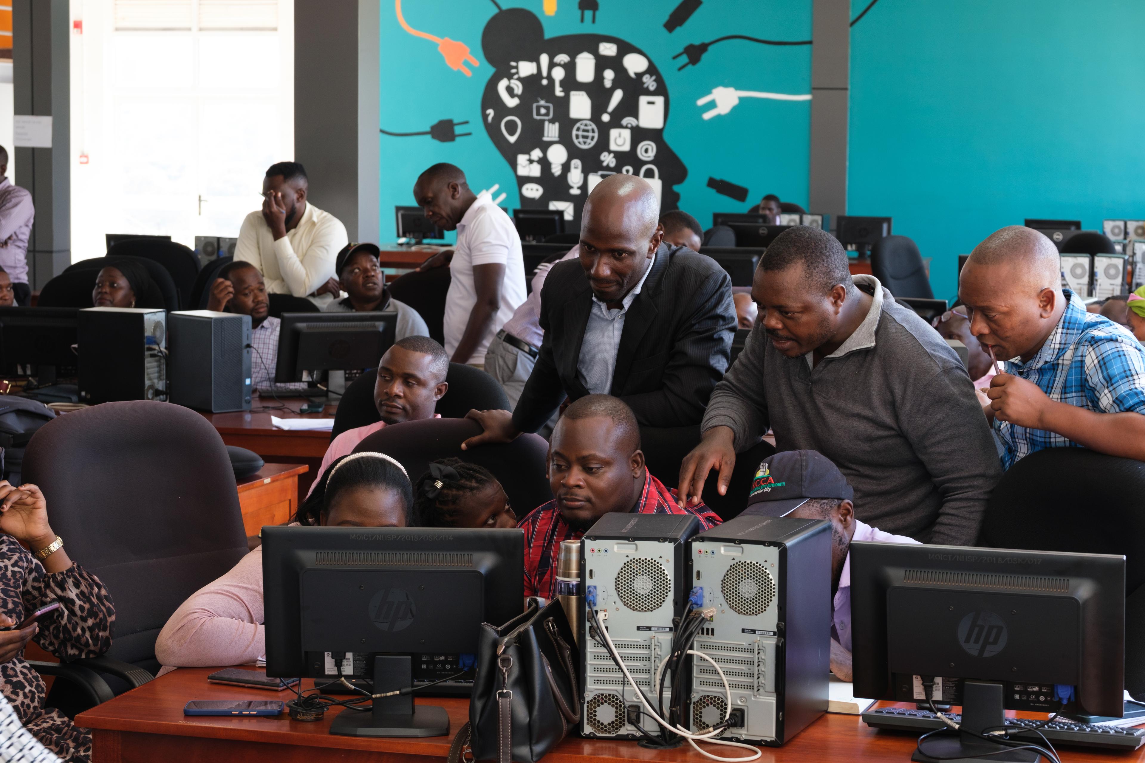Learn about D4D Hub's & Team Europe's work